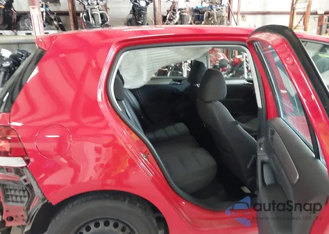 2013 Volkswagen Golf 2.5L 4-Door from USA, damaged, VIN WVWDB7AJ2DW044225